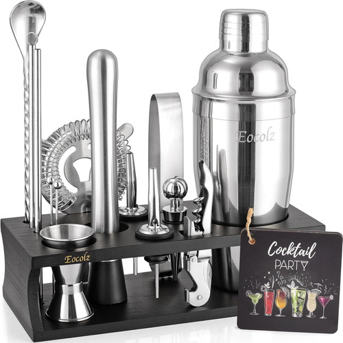 Cocktail making set - making,